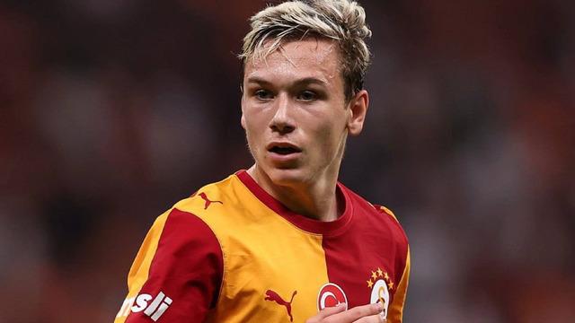 Galatasaray'da Yeni Dönem: Aleksey Batrakov İlk Resmi Maçına Çıktı