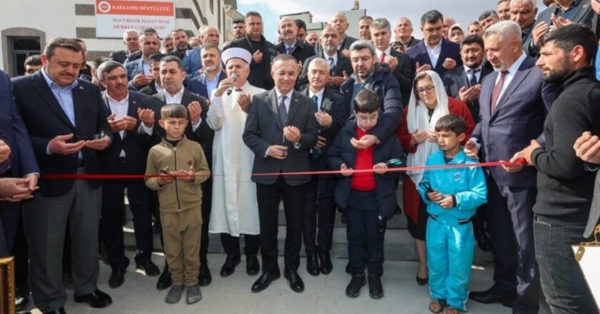 AKP’nin ikinci “ayakkabı” skandalı: Bu sefer çocukların ayakkabı yok! – Son Dakika Politikası, Türkiye Haberleri