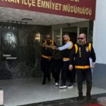 Motosiklete bir polis aracıyla vurarak yakalanan silahlı şüpheler!