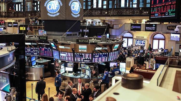 New York Borsası bir düşüşle açıldı