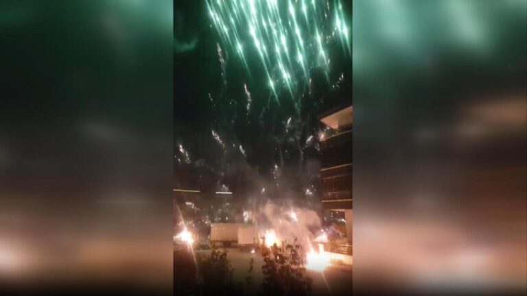 Ankara'daki düğünden sonra başlatılan havai fişekler ateşe neden oldu