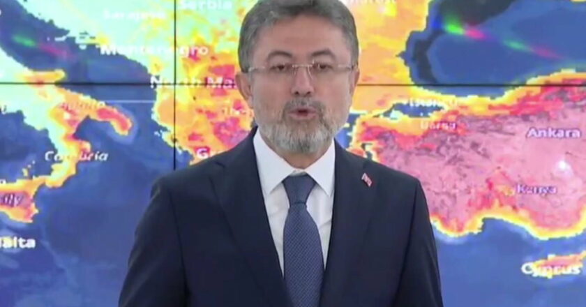 Bakan, orman yangınlarının son statüsünü paylaştı: '55 Orman ateşinin 45'ini tamamen kontrol ettik ' – Türkiye haberlerini kırdı