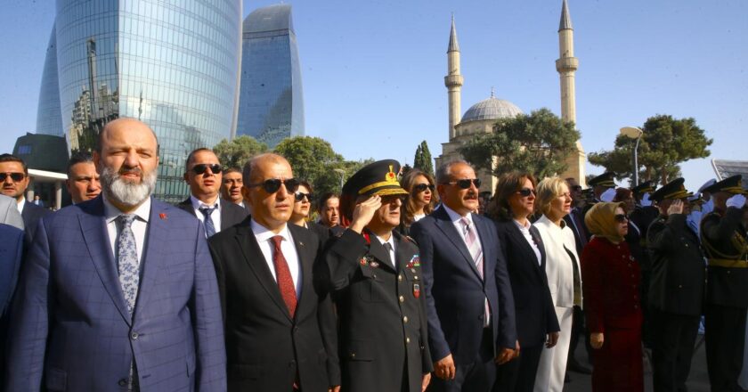30 Ağustos'ta Zafer Günü yurtdışında coşku ile kutlandı