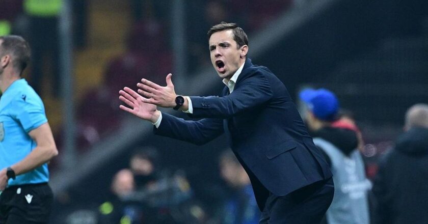 Son dakika spor haberleri | David Hubert: Galatasaray'ın zayıf yönlerini daha fazla keşfedebilirdik