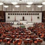 Özgür Özel ile birlikte 7 milletvekilinin dokunulmazlık dosyaları Meclis’te görüşülmeye başladı